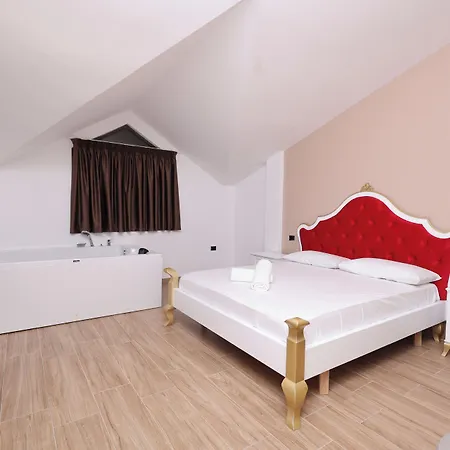 Hotel Emar Tirana